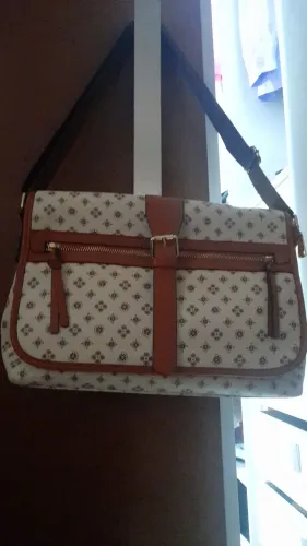 Bolsa lindíssima.