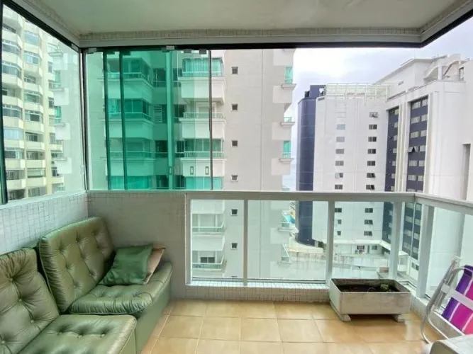 APARTAMENTO LOCAÇÃO ANUAL ou diárias até Dezembro BALNEÁRIO CAMBORIU- QUADRA MAR VAGA PRIV