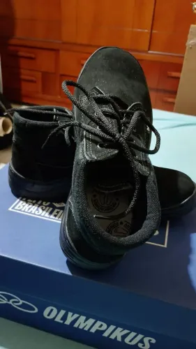 Bota masculina