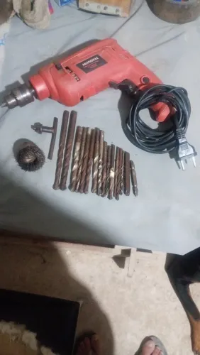 Furadeira mas kit de brocas