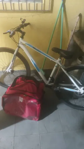Bicicleta,bag sem isopor e suporte de celular 