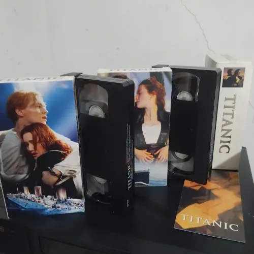 Vhs filme Duplo legendado Titanic excelente estado com encarte propaganda original