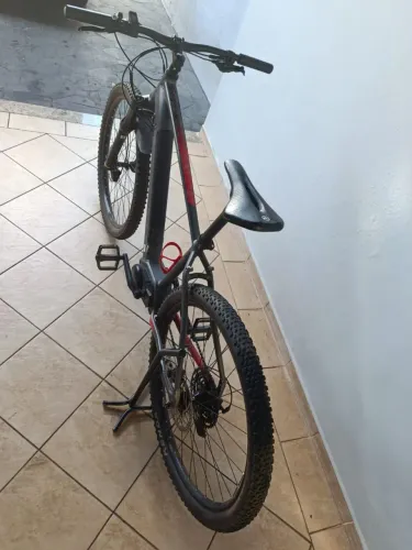 Bicicleta Oggi 8.2