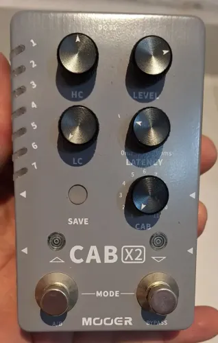 Pedal Mooer Cab X2 De Simulação De Gabinete e Leitor de IR Stereo