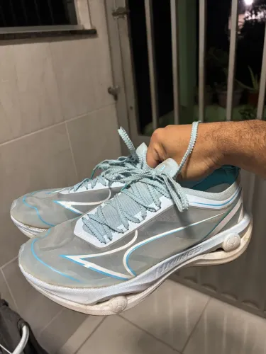Vendo Tênis de Corrida 
