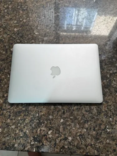 Troco MacBook Air 13 Intel i5 
