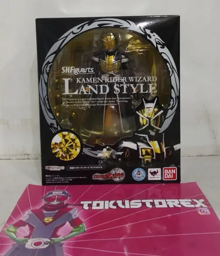 SH Figuarts Kamen Rider Wizard Land Style Lacrado