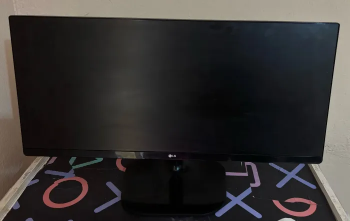 Leiam antes de chama Monitor LG UltraWide 25" (Modelo 25UM58G) - No Estado / Sem Fonte 