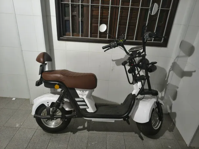MOTO ELÉTRICA ESCOOTER