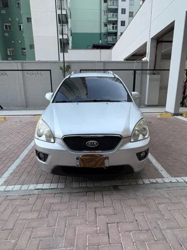 Kia Motors Carens EX 2.0 16V Aut. 2013