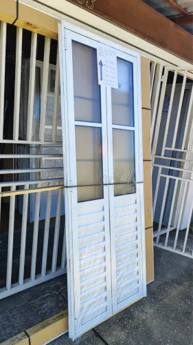 PORTA CAMARÃO DE ALUMÍNIO COM VIDRO - BRANCA - A PARTIR DE R$865