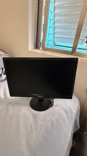 Monitor LED 18,5" widescreen 193V5LHSB2 Philips