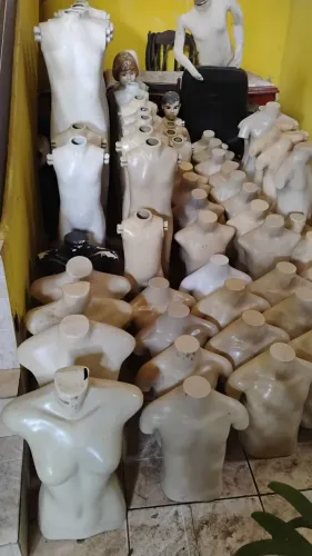 Manequins