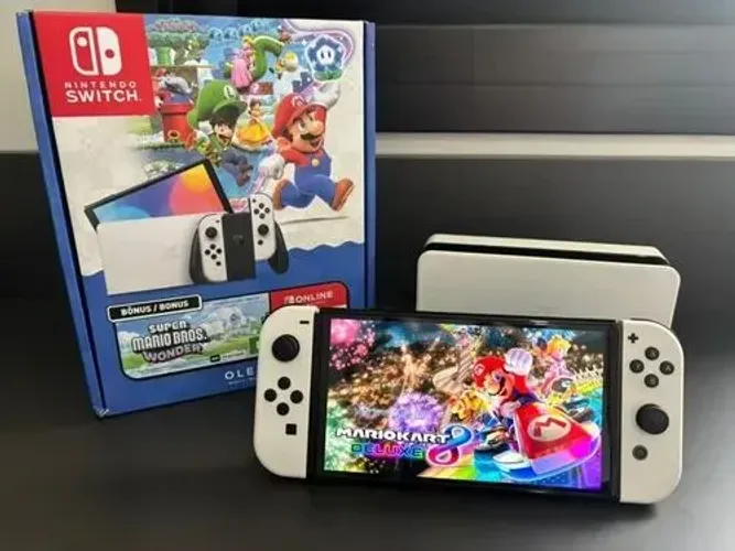 Nintendo Switch OLED + Acessórios Originais (DESBLOQUEADO) (Aceito Cartão)