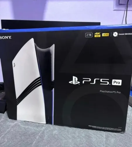 PS5 PRO 2 TERAS 1 MES DE USO MODELO NOVO NACIONAL 7114 NOTA FISCAL E GARANTIA