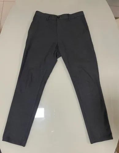 Calça Zara cinza chumbo