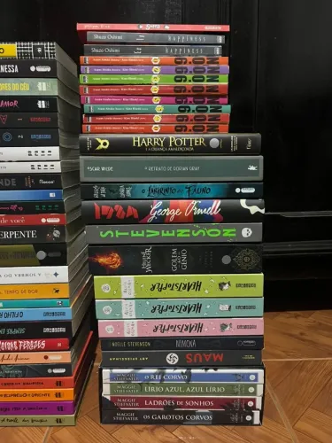 livros seminovos e usados à venda