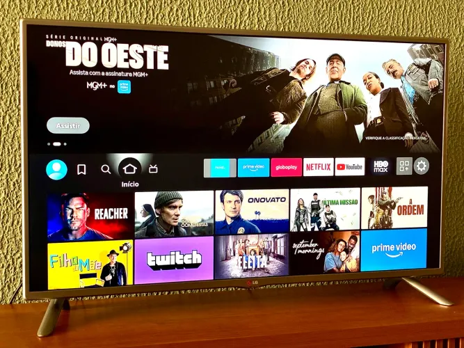TV LG Smart TV Full HD - 42 polegadas