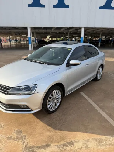 Volkswagen Jetta Comfortline 1.4 TSI 16V 4P Aut. 2016