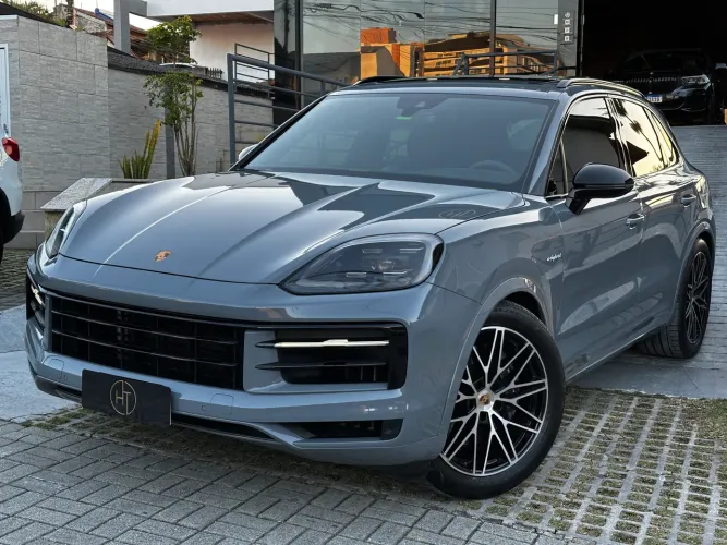 Porsche Cayenne E-hybrid 3.0 V6 462cv 2024