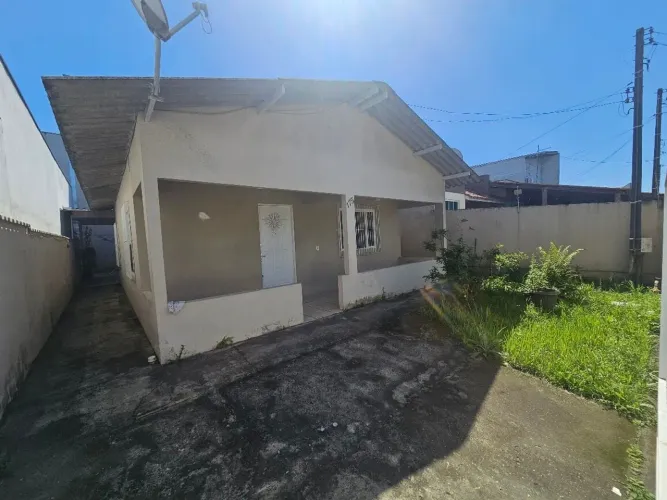 Casa Padrão de 2 Dormitórios no bairro Santa Regina em Itajaí SC