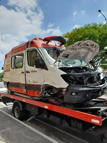 Sucata para retirada de peças - sprinter