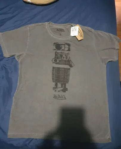 Camisa Von Dutch Original tam G Nova zerada na etiqueta. Linda