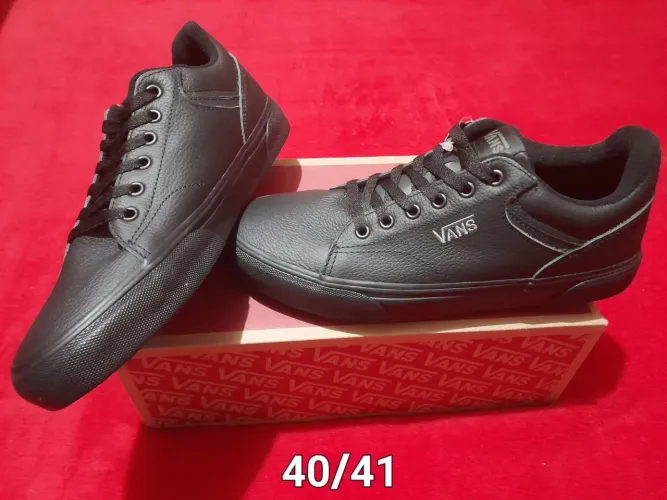 Tenis VANS SELDAN Tamanho 40/41