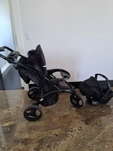 Carrinho bebê Infanti Narni + bebê conforto