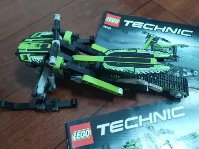 Lego Original Snowmobile