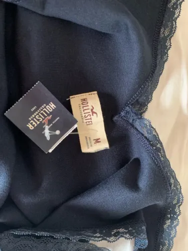 Blusa Hollister  M com renda