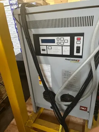 Carregador Empilhadeira Posicharge Svs 300 - 24 V A 96 V