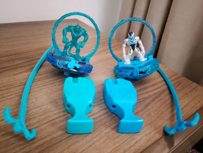 Lote MAX STEEL e ELEMENTOR Turbo Battlers  MATTEL