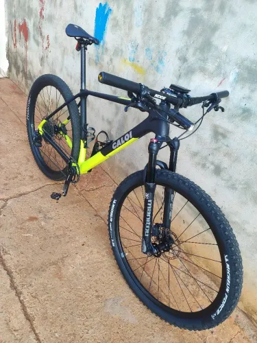 Bike Caloi Carbono 19 ( troco speed carbono 56)