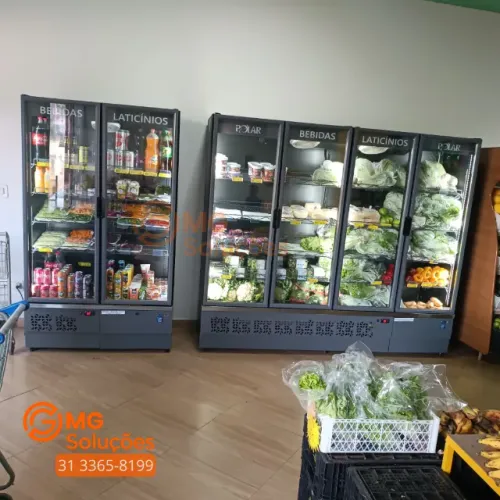 Auto Serviço - Expositor Vertical para Distribuidoras