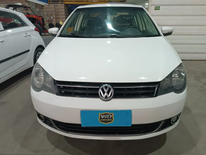POLO SEDAN 1.6 COMFORTLINE
