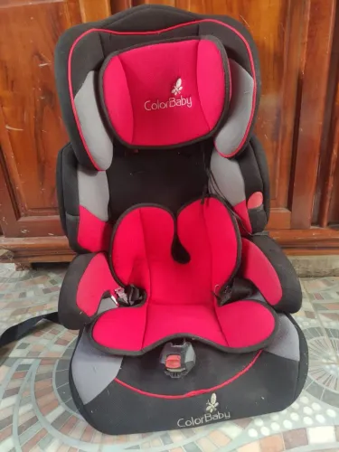 Cadeirinha e acento de carro
