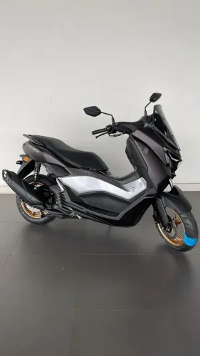 NMAX CONNECT 160 / Vendedora Paula