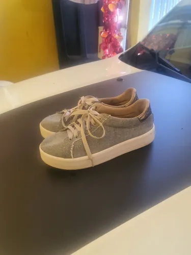 Tênis feminino N° 34 em Samambaia Sul