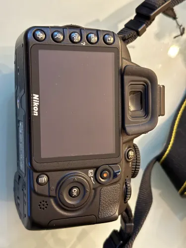 Nikon D3100