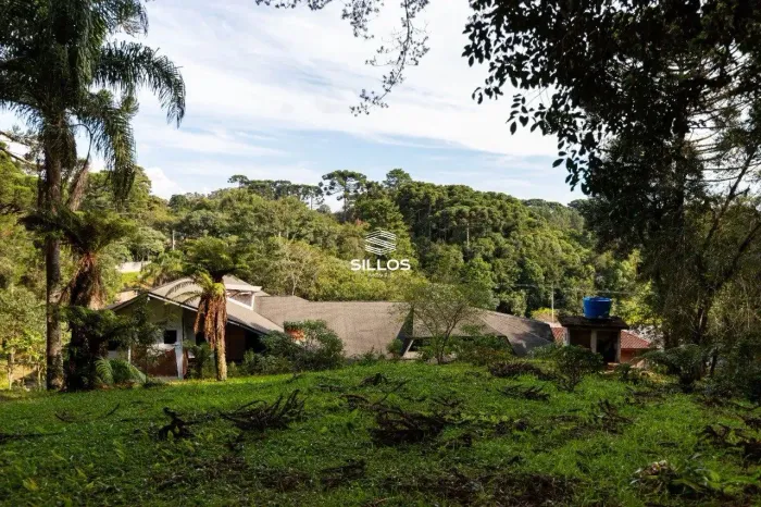 Chácara à venda com 80.000m² em Butiatuvinha em Curitiba