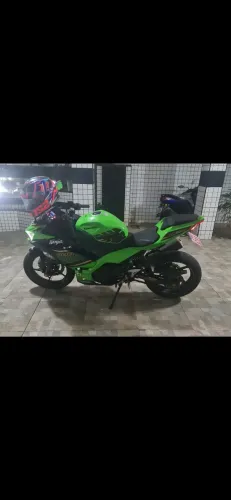 Ninja 400