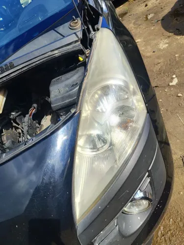 Farol esquerdo Peugeot 3008 