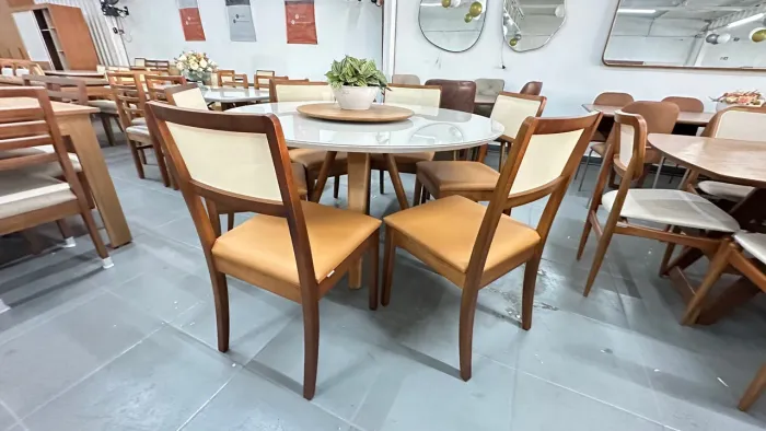 Jogo de Mesa de Jantar Redonda com 6 Cadeiras madeira 