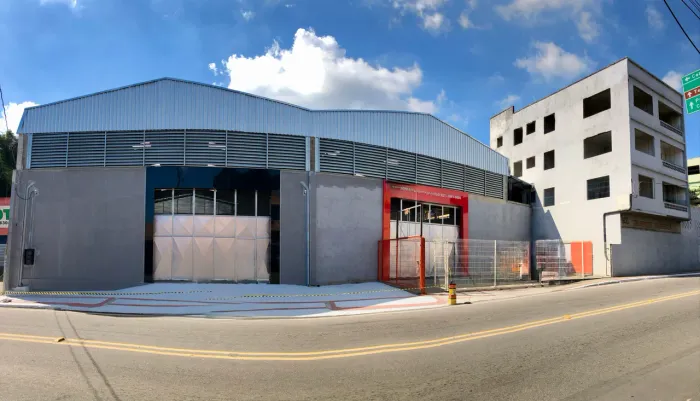 Aluga-se Galpão São torquato 1.500 mts (370 prédio em anexo
