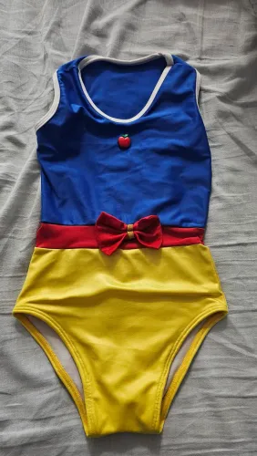 Maiô infantil M só sockes branca de neve 