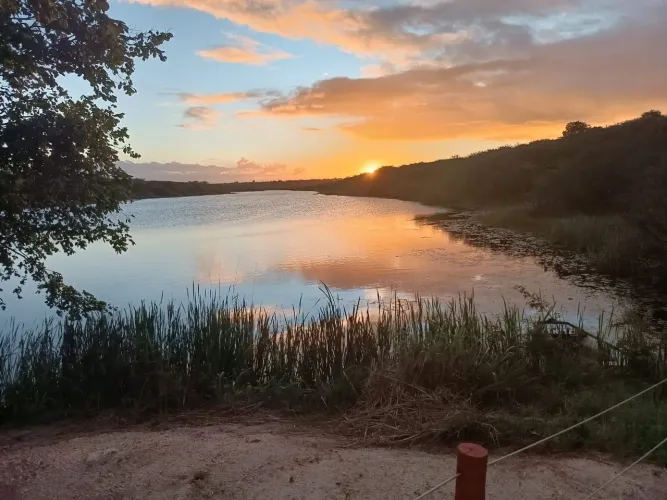 Terreno condomínio Lagoa do Mato (troco Carro)