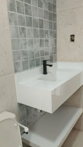 Pia esculpida em porcelanato