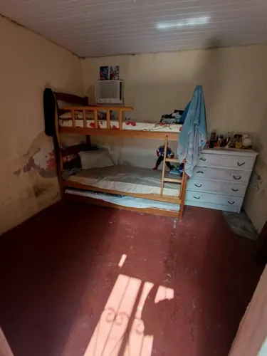 // Casa 2 Qts em Petrópolis