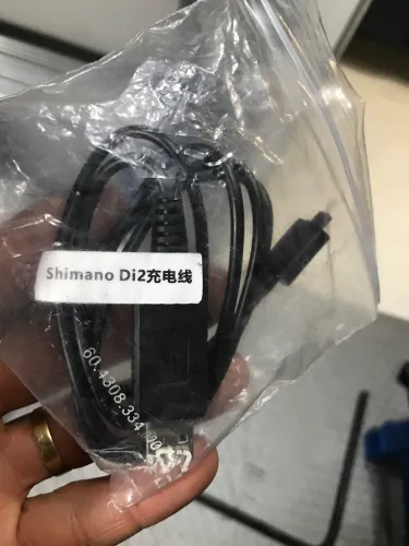 Carregador para DI2 Shimano (apenas recarrega) ? China 